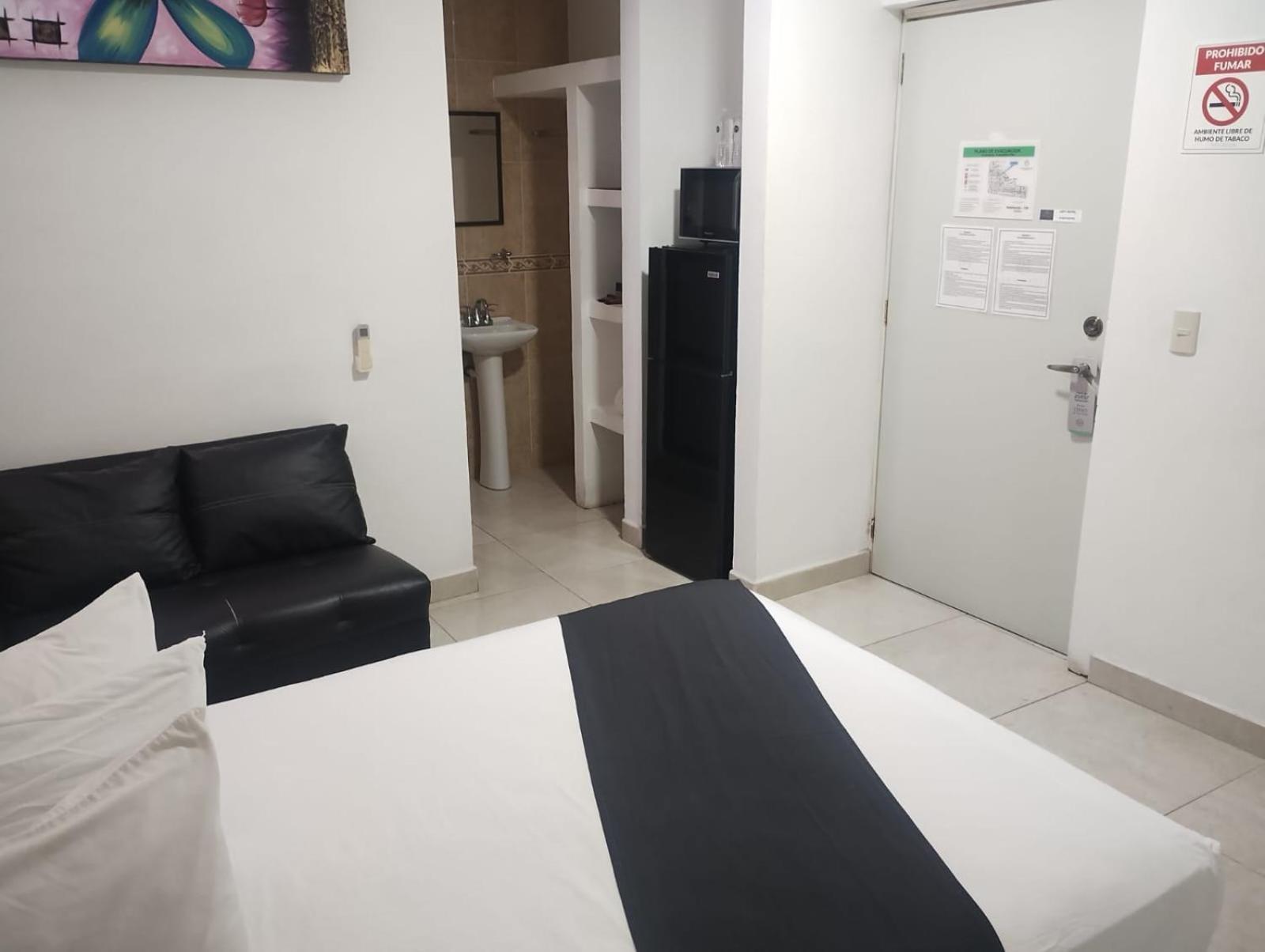 Loft Hotel Malecon Vallarta Puerto Vallarta Bagian luar foto